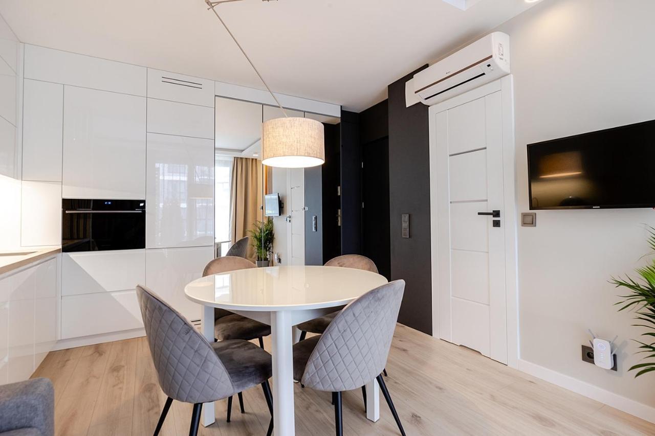 Apartment Wola, Wi-Fi, Smart Lock, Air Condition 바르샤바 외부 사진
